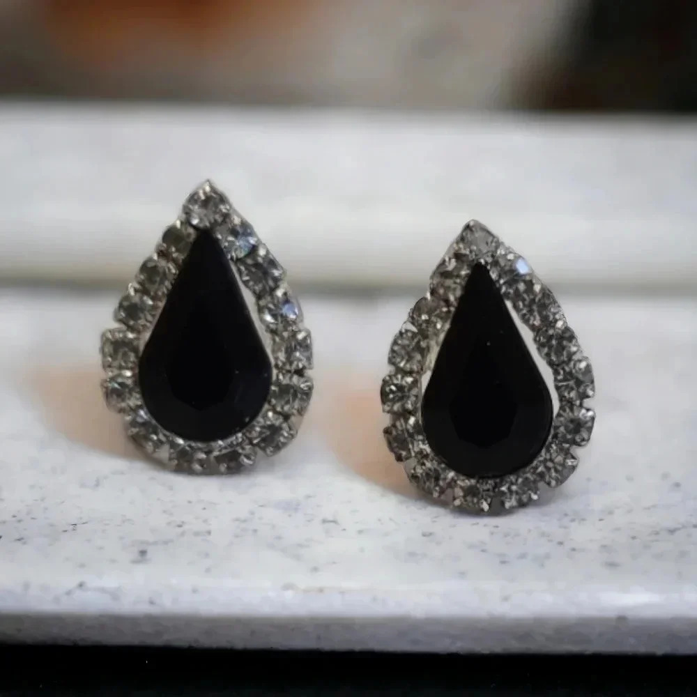 Rhinestone Teardrop Elegant Stud Earrings